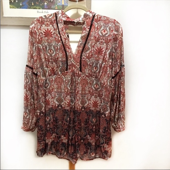 Adelyn Rae Romper - Picture 2 of 9